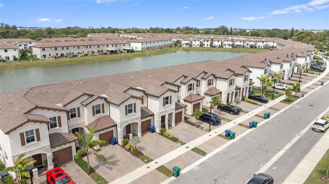 For Sale: $635,000 (4 beds, 2 baths, 1820 Square Feet)