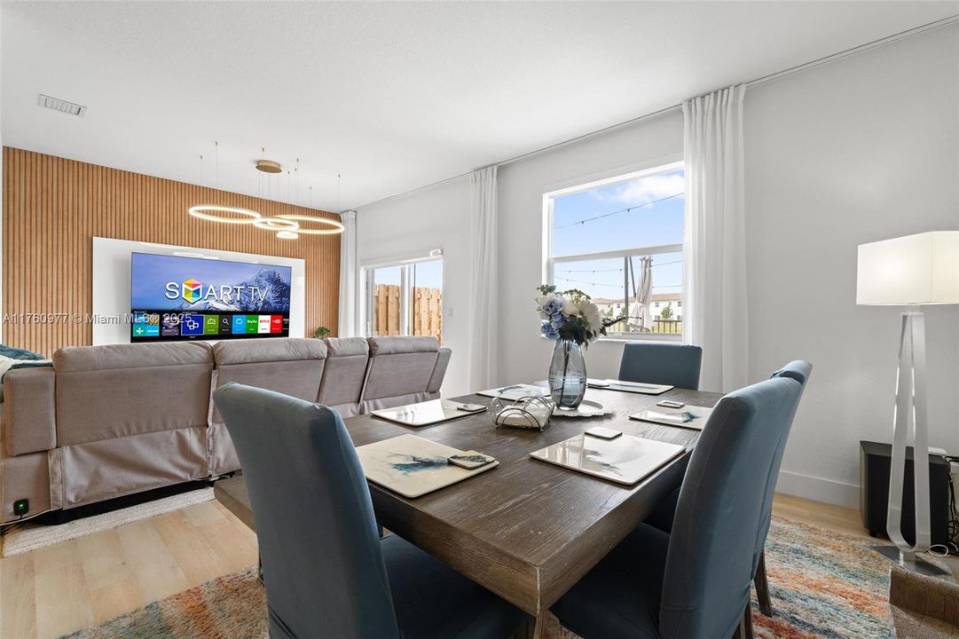 For Sale: $635,000 (4 beds, 2 baths, 1820 Square Feet)