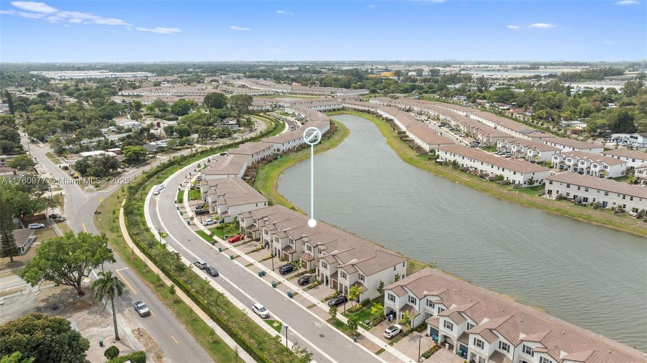 For Sale: $635,000 (4 beds, 2 baths, 1820 Square Feet)