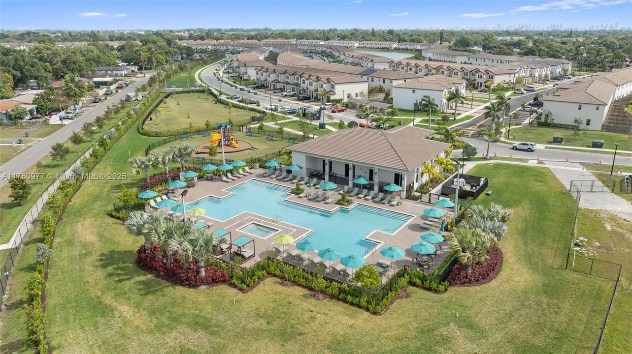 For Sale: $635,000 (4 beds, 2 baths, 1820 Square Feet)