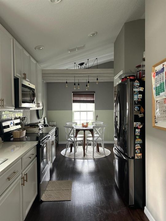 Недавно арендовано: $2,700 (3 спален, 2 ванн, 1572 Квадратных фут)