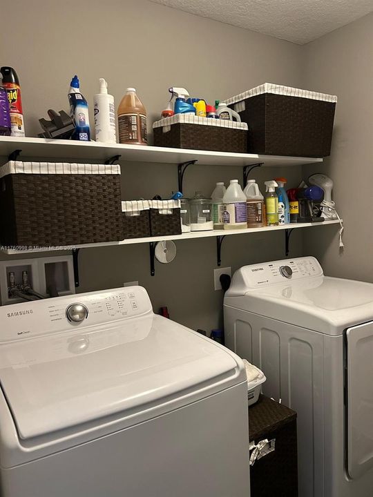 Недавно арендовано: $2,700 (3 спален, 2 ванн, 1572 Квадратных фут)