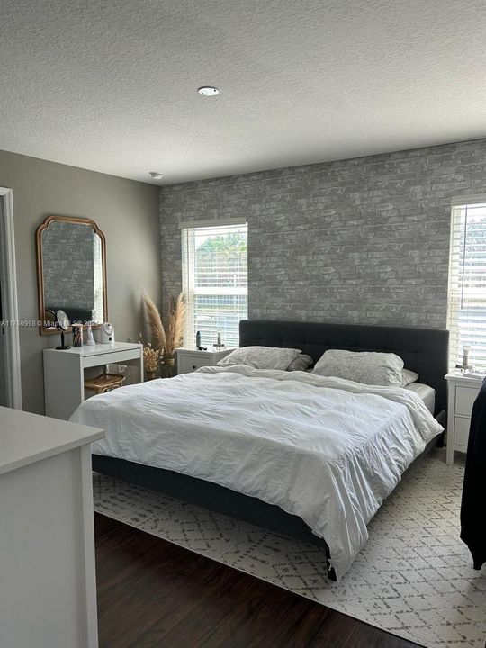 Недавно арендовано: $2,700 (3 спален, 2 ванн, 1572 Квадратных фут)