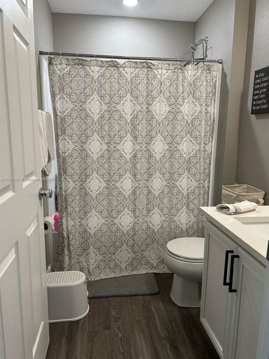 Недавно арендовано: $2,700 (3 спален, 2 ванн, 1572 Квадратных фут)