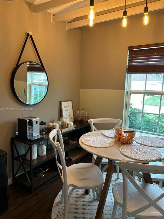 Недавно арендовано: $2,700 (3 спален, 2 ванн, 1572 Квадратных фут)