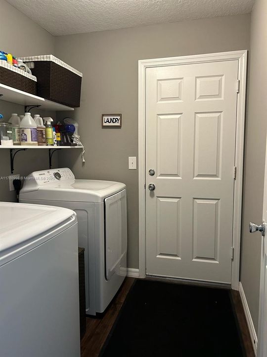 Недавно арендовано: $2,700 (3 спален, 2 ванн, 1572 Квадратных фут)