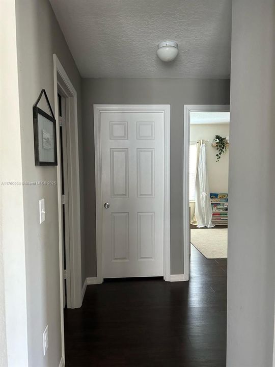 Недавно арендовано: $2,700 (3 спален, 2 ванн, 1572 Квадратных фут)