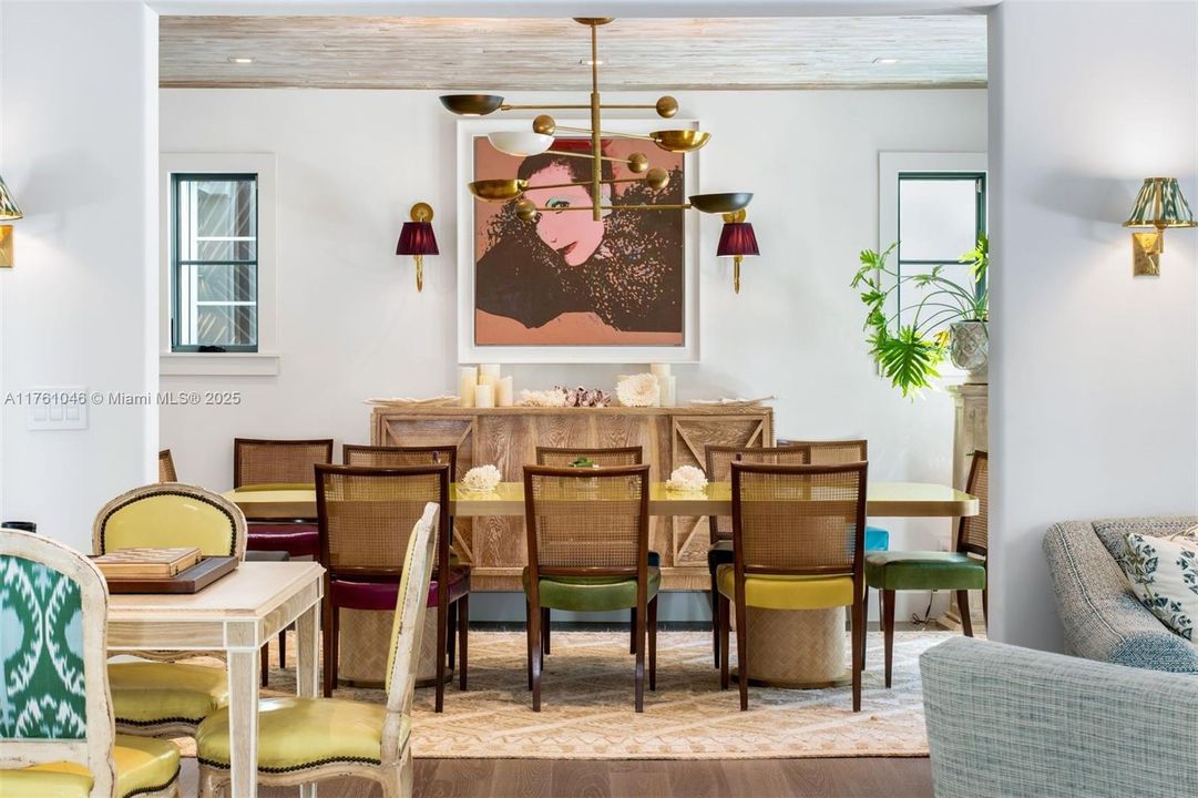 Recently Sold: $12,995,000 (6 beds, 6 baths, 6144 Square Feet)