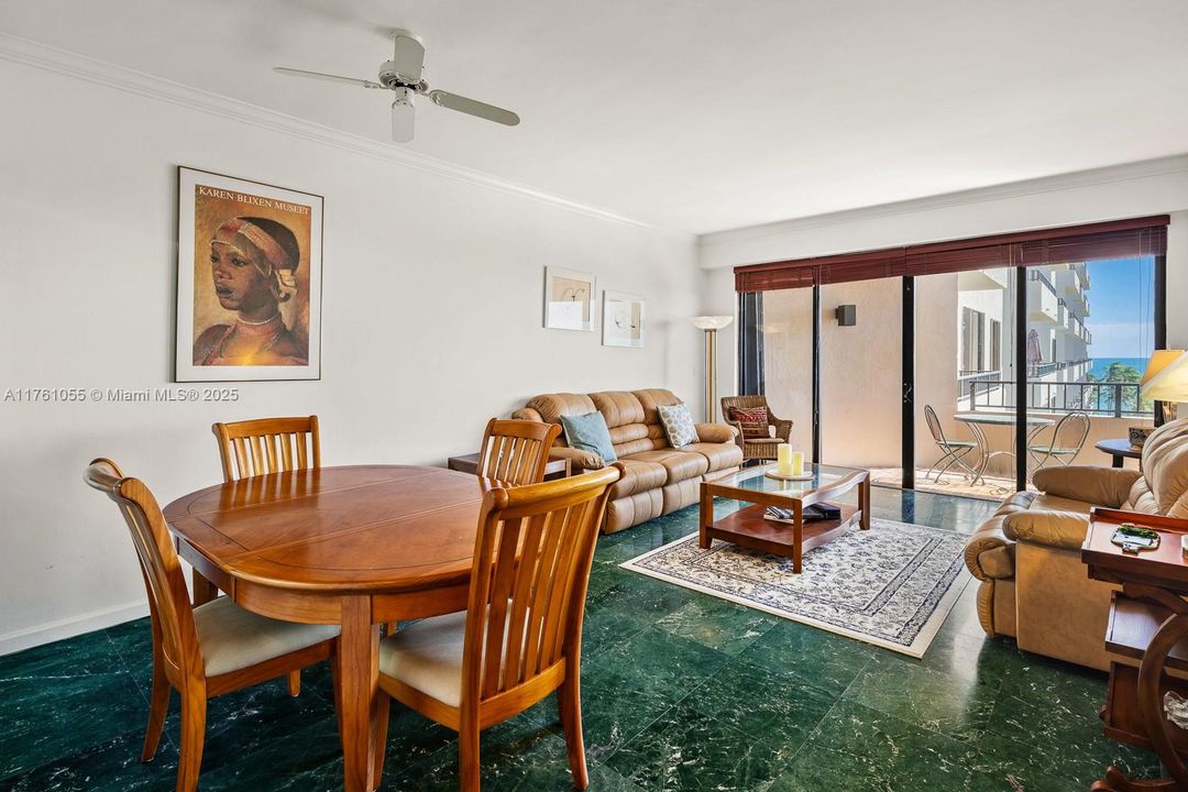 Недавно продано: $695,000 (1 спален, 1 ванн, 1059 Квадратных фут)