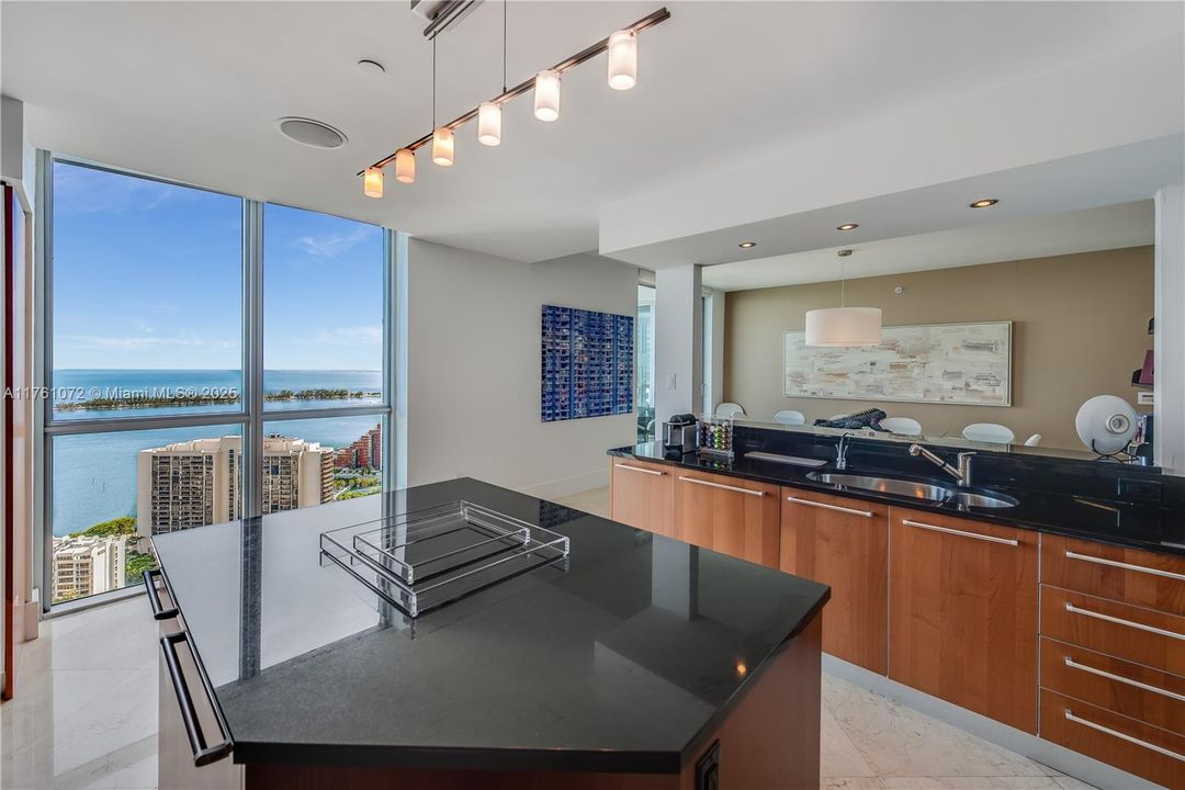 For Sale: $4,000,000 (4 beds, 4 baths, 3415 Square Feet)