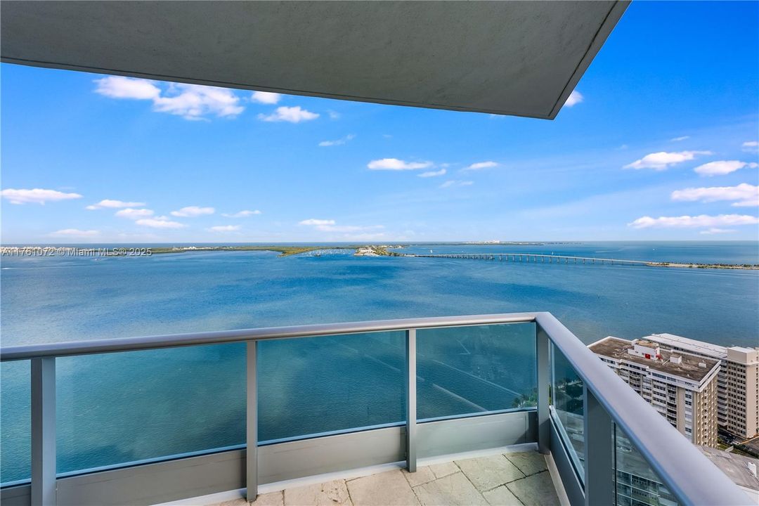 For Sale: $4,000,000 (4 beds, 4 baths, 3415 Square Feet)