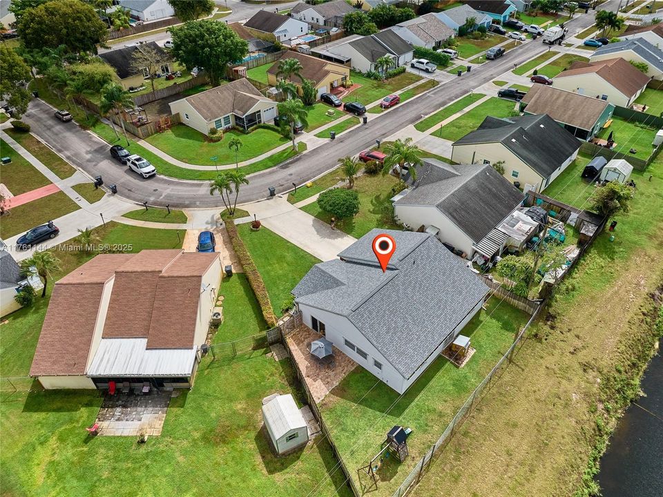 最近售出: $489,000 (3 贝兹, 2 浴室, 1416 平方英尺)