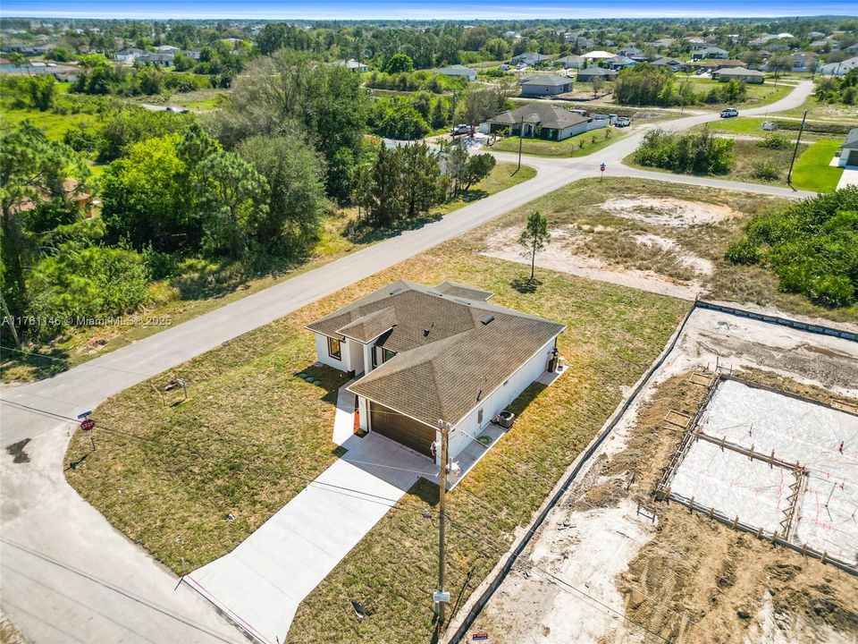 Vendido Recientemente: $339,990 (3 camas, 2 baños, 0 Pies cuadrados)