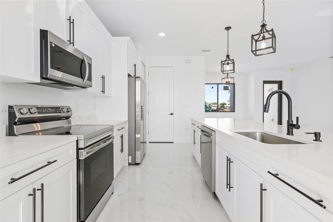 Vendido Recientemente: $339,990 (3 camas, 2 baños, 0 Pies cuadrados)