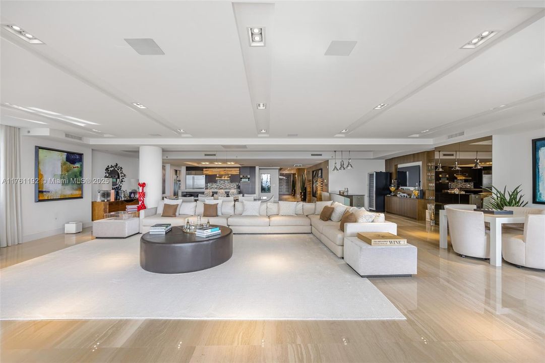 For Sale: $19,642,000 (4 beds, 4 baths, 4365 Square Feet)