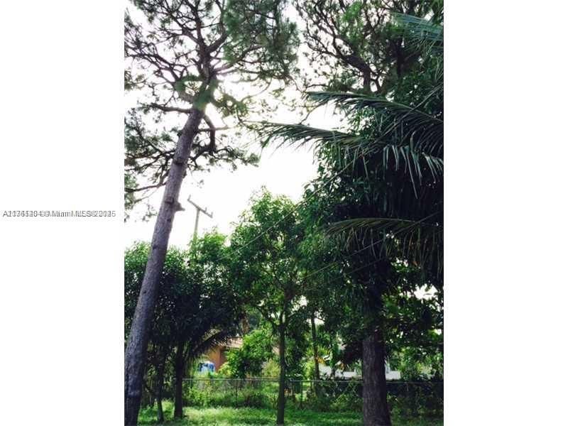 Recently Sold: $389,000 (2 beds, 1 baths, 1028 Square Feet)