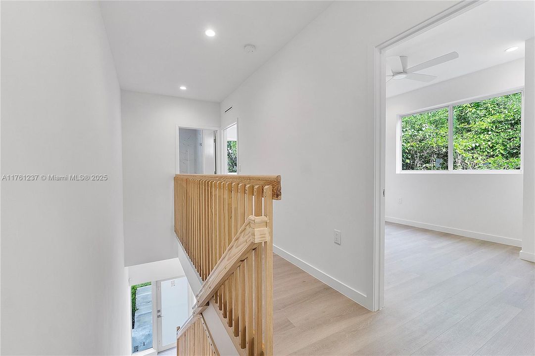 For Sale: $1,290,000 (0 beds, 0 baths, 2500 Square Feet)