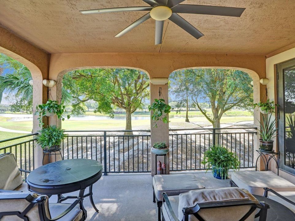 Recently Sold: $882,000 (3 beds, 2 baths, 2290 Square Feet)