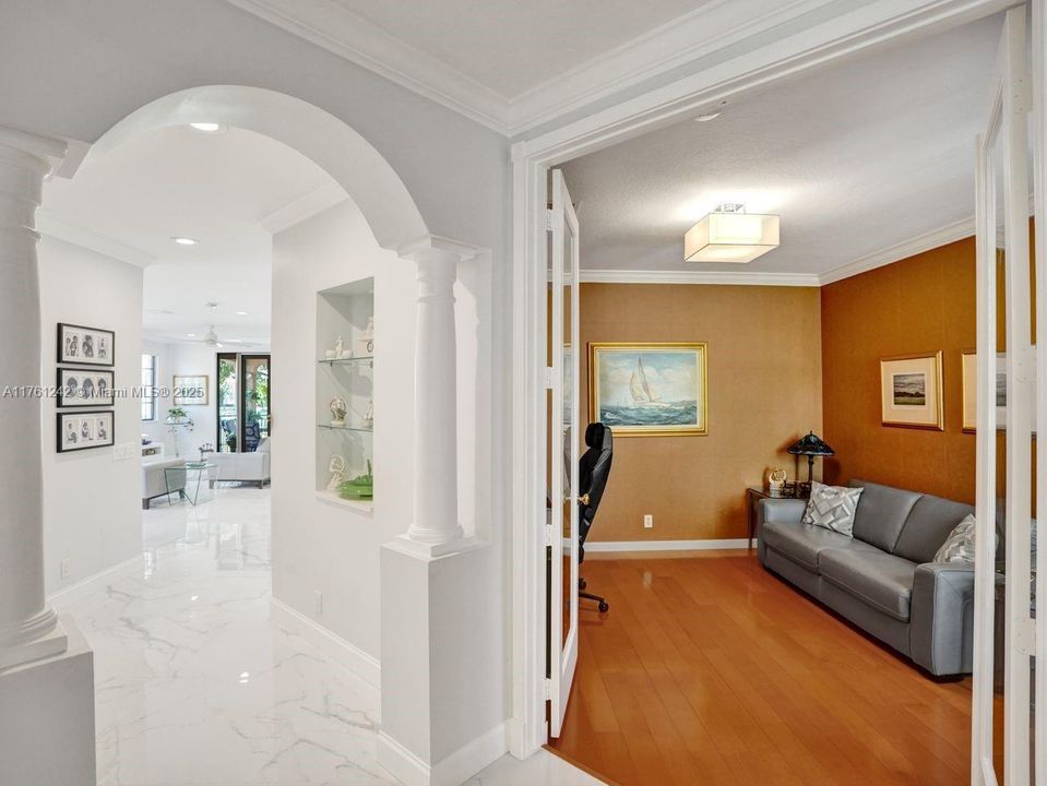 Recently Sold: $882,000 (3 beds, 2 baths, 2290 Square Feet)