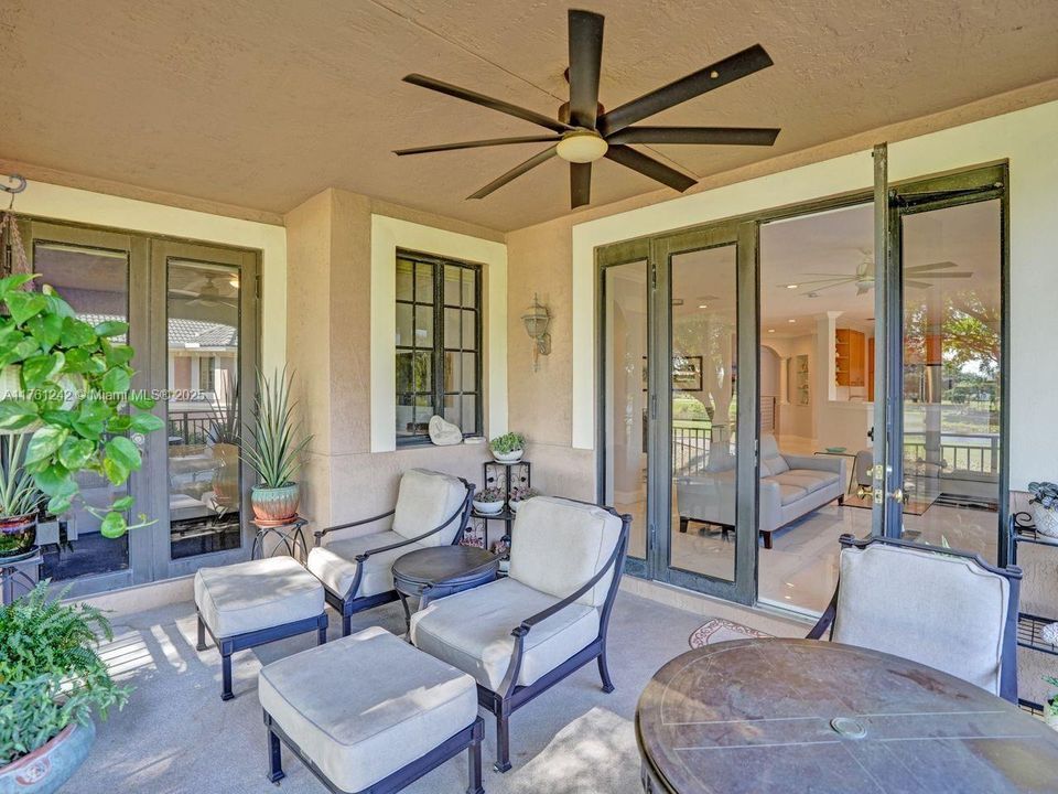 Recently Sold: $882,000 (3 beds, 2 baths, 2290 Square Feet)