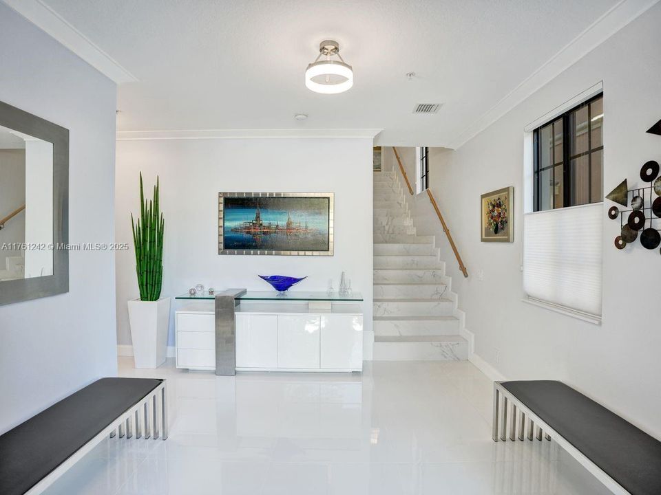 Recently Sold: $882,000 (3 beds, 2 baths, 2290 Square Feet)