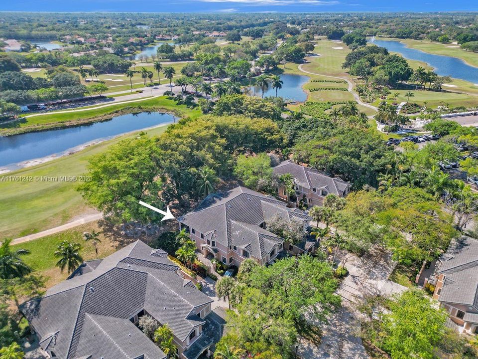 Recently Sold: $882,000 (3 beds, 2 baths, 2290 Square Feet)