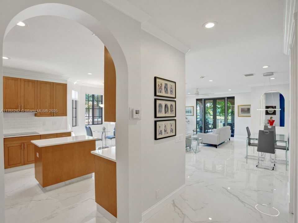 Recently Sold: $882,000 (3 beds, 2 baths, 2290 Square Feet)