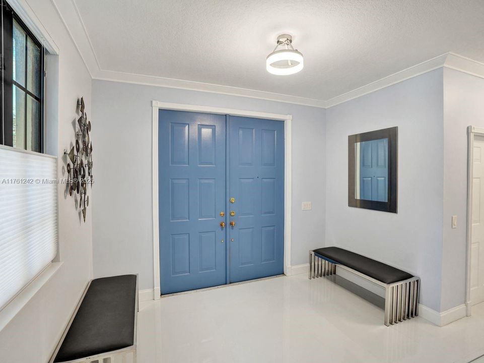 Recently Sold: $882,000 (3 beds, 2 baths, 2290 Square Feet)