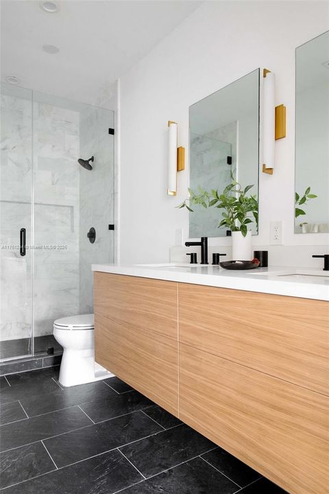 Vendido Recientemente: $1,775,000 (3 camas, 2 baños, 1700 Pies cuadrados)