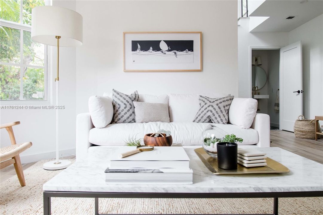 Vendido Recientemente: $1,775,000 (3 camas, 2 baños, 1700 Pies cuadrados)