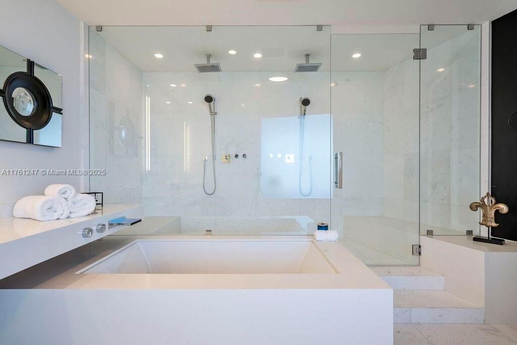 Недавно арендовано: $21,000 (3 спален, 4 ванн, 3171 Квадратных фут)