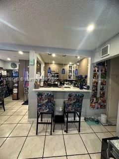 待售: $850,000 (5 贝兹, 3 浴室, 2608 平方英尺)