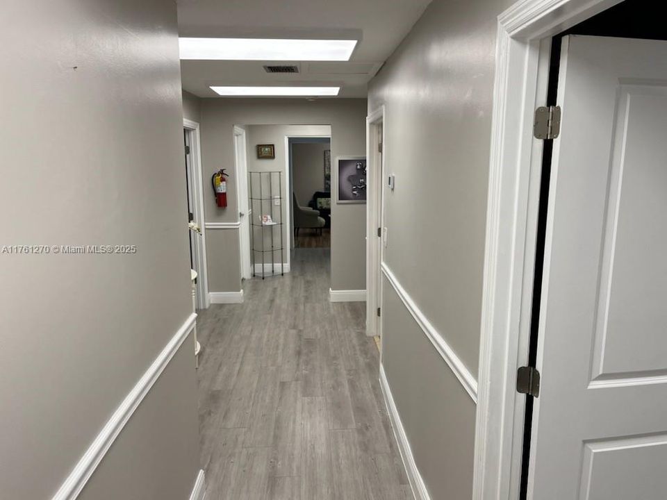 В аренду: $5,800 (0 спален, 0 ванн, 0 Квадратных фут)