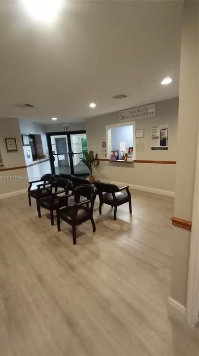 В аренду: $5,800 (0 спален, 0 ванн, 0 Квадратных фут)