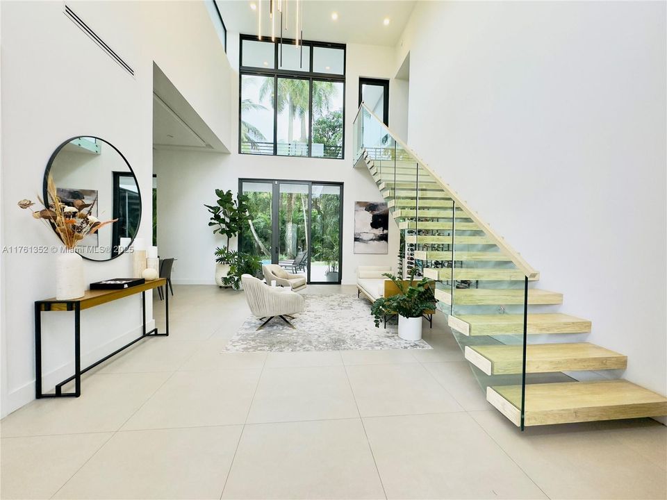 最近租的: $26,500 (4 贝兹, 4 浴室, 3089 平方英尺)