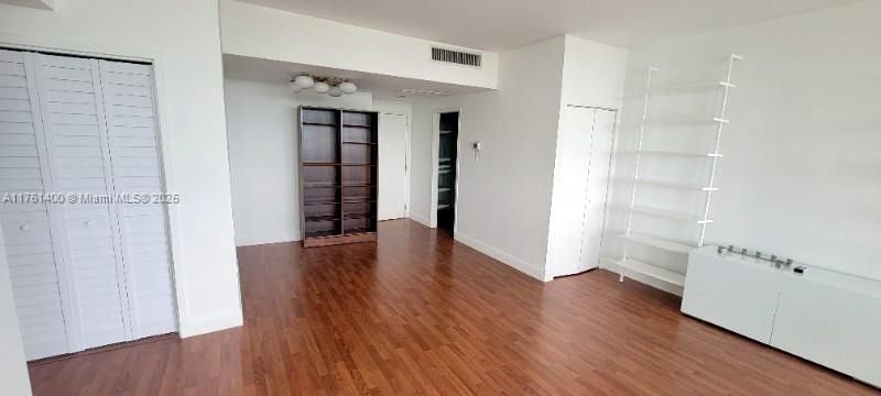 Vendido Recientemente: $360,000 (1 camas, 1 baños, 760 Pies cuadrados)