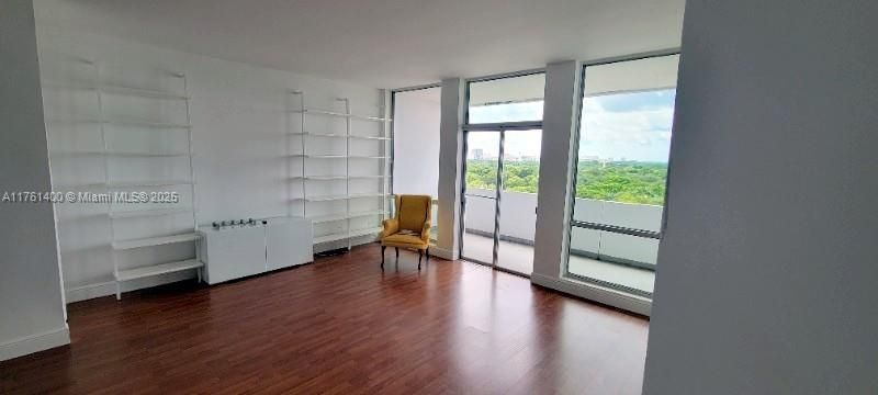 Vendido Recientemente: $360,000 (1 camas, 1 baños, 760 Pies cuadrados)