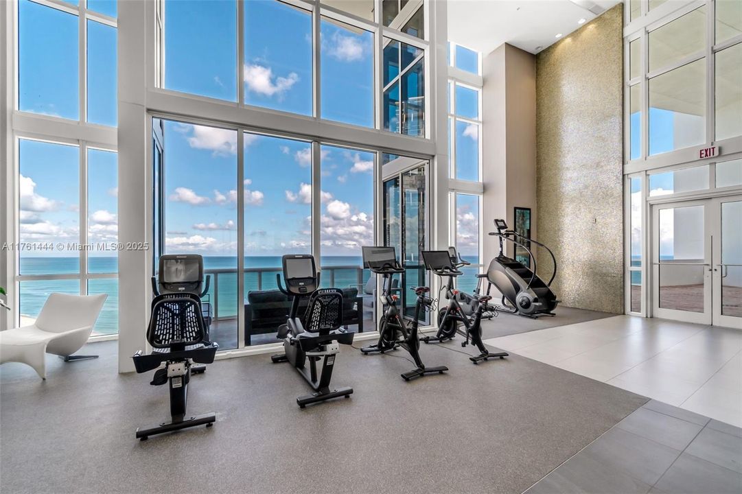 Vendido Recientemente: $1,325,000 (2 camas, 2 baños, 1649 Pies cuadrados)