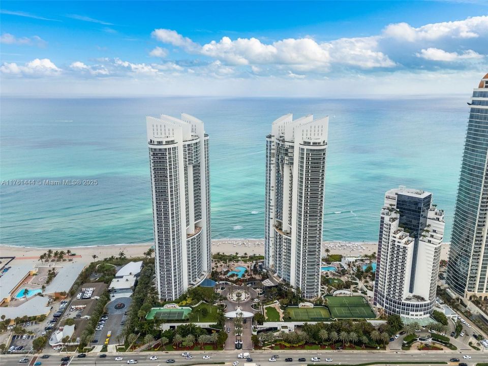 Vendido Recientemente: $1,325,000 (2 camas, 2 baños, 1649 Pies cuadrados)