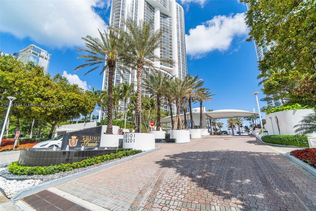 Vendido Recientemente: $1,325,000 (2 camas, 2 baños, 1649 Pies cuadrados)