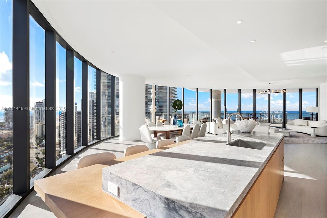 For Sale: $10,370,000 (3 beds, 3 baths, 3972 Square Feet)