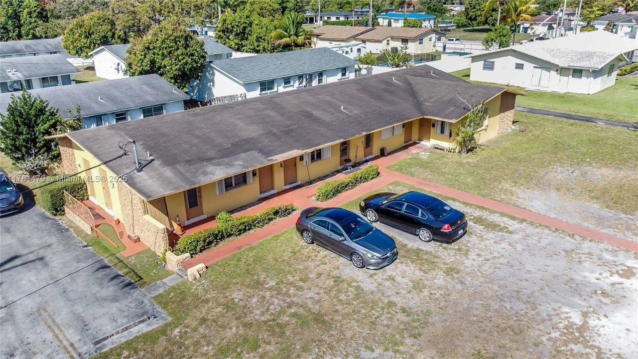 Recently Sold: $700,000 (0 beds, 0 baths, 3336 Square Feet)