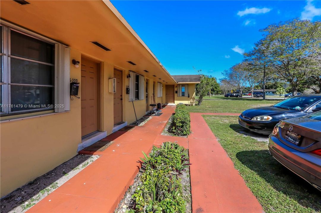 Recently Sold: $700,000 (0 beds, 0 baths, 3336 Square Feet)