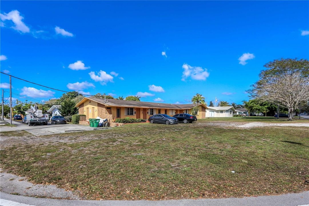 Recently Sold: $700,000 (0 beds, 0 baths, 3336 Square Feet)