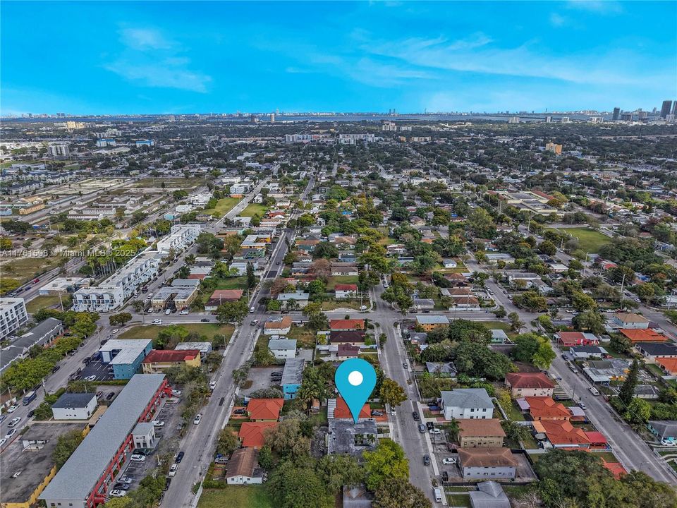 Recently Sold: $1,900,000 (0 beds, 0 baths, 7453 Square Feet)