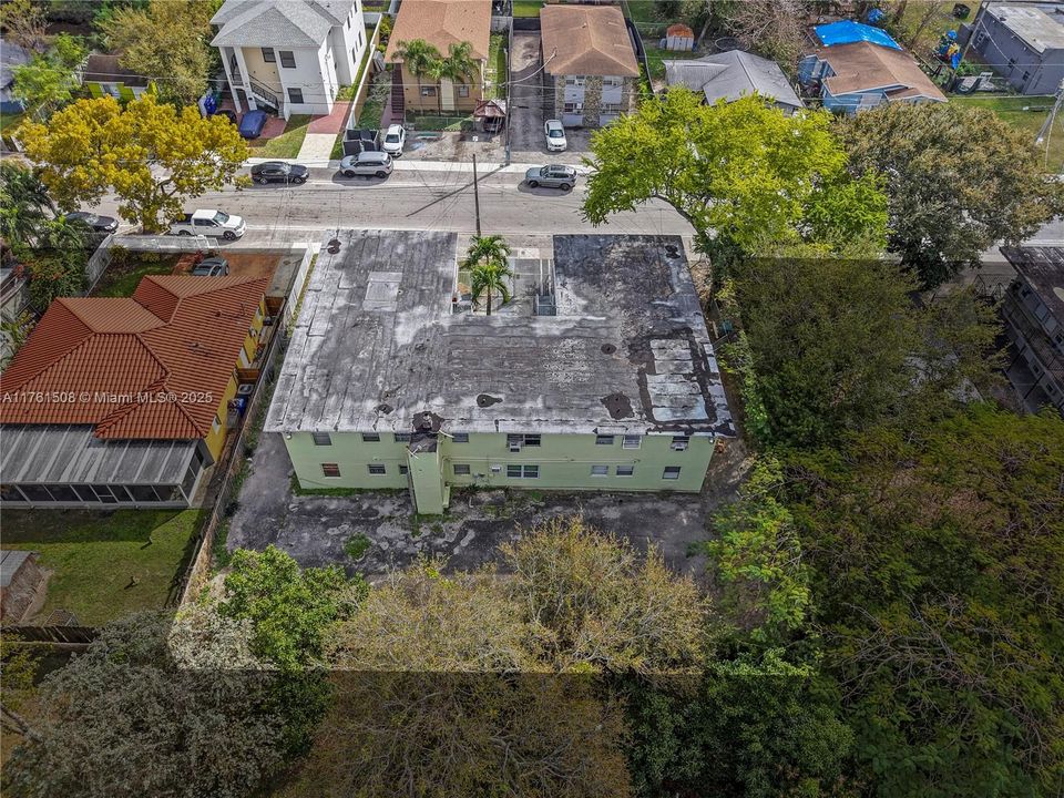 Recently Sold: $1,900,000 (0 beds, 0 baths, 7453 Square Feet)