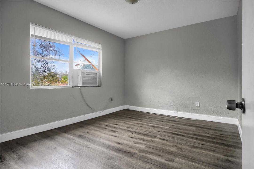 Recently Sold: $1,900,000 (0 beds, 0 baths, 7453 Square Feet)