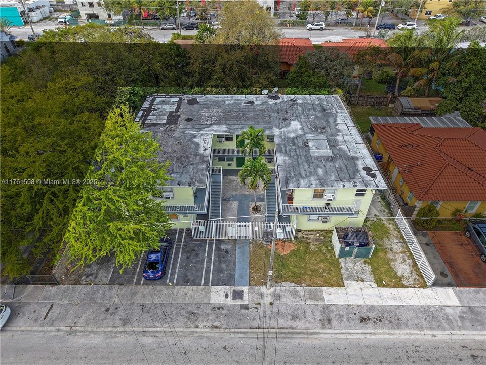 Recently Sold: $1,900,000 (0 beds, 0 baths, 7453 Square Feet)