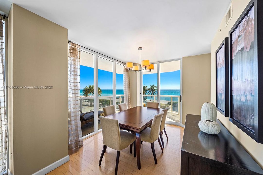 Active With Contract: $2,250,000 (3 beds, 3 baths, 1980 Square Feet)