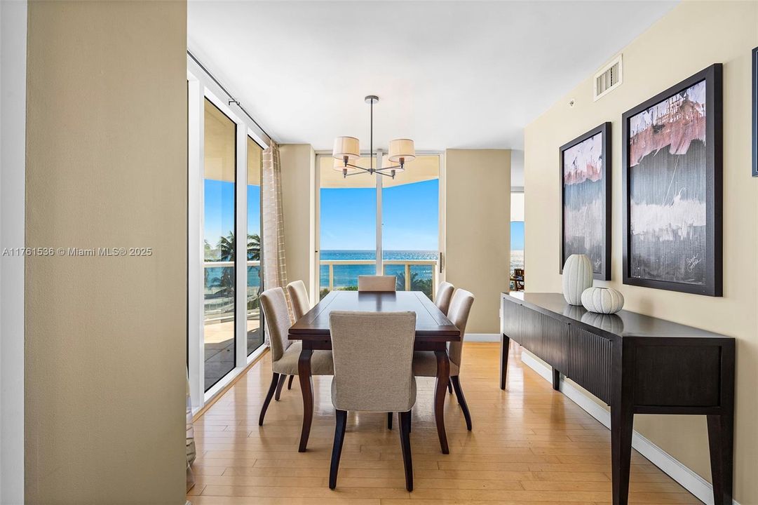 Active With Contract: $2,250,000 (3 beds, 3 baths, 1980 Square Feet)